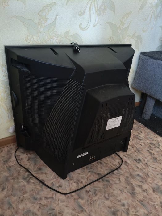 Продам телевизор