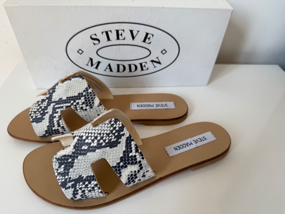 Нови чехли Steve Madden