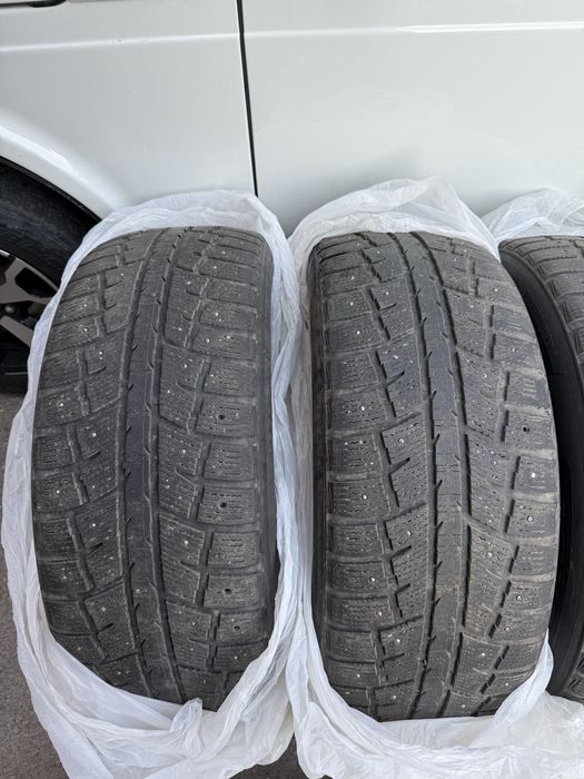 Шины зимние 265/60/18
