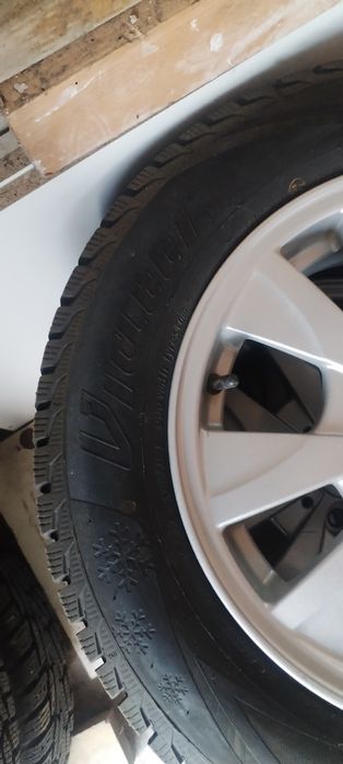 Продаются титановые диски с покрышками