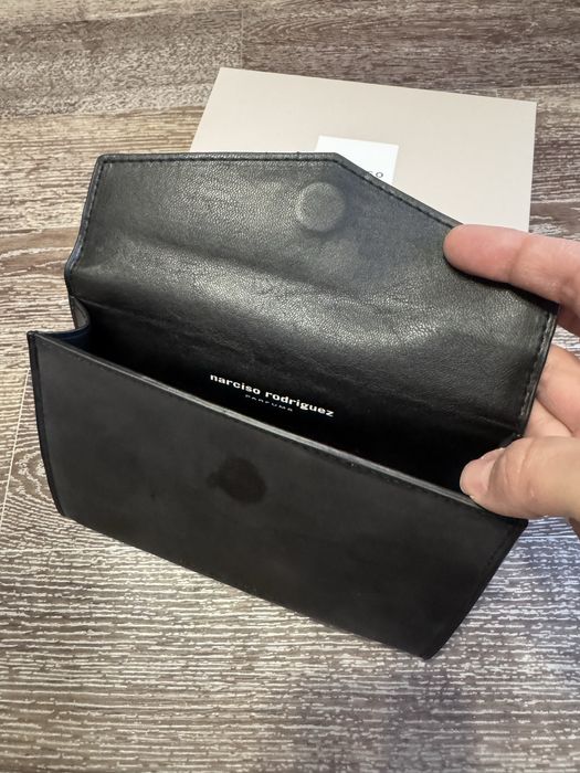 Продам клатч/косметичку Narciso Rodriguez