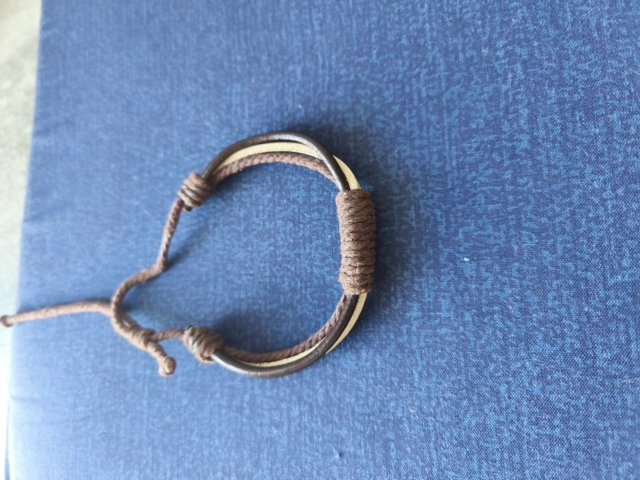 Bratara piele sfoara