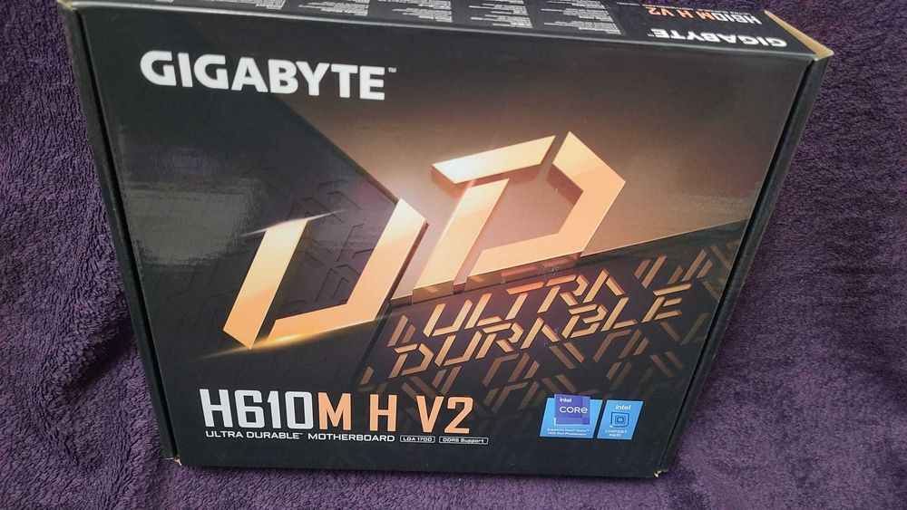 Placa de baza Gigabyte H610M , LGA1700, suport DDR5, mATX , sigilata noua