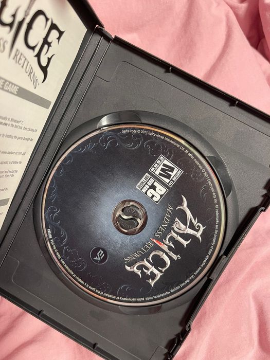 Joc video Alice in Wonderland