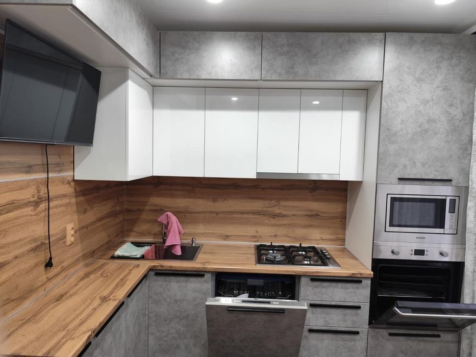 Продам 2 комн КВ. Новой планировки.