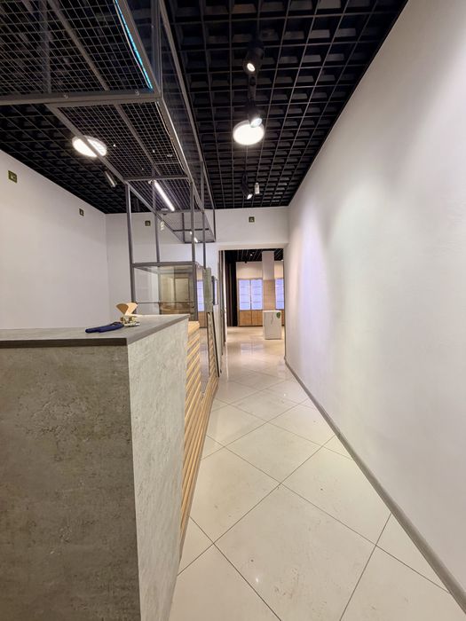 Мирабадскмй район, Гостиница Россия. R36