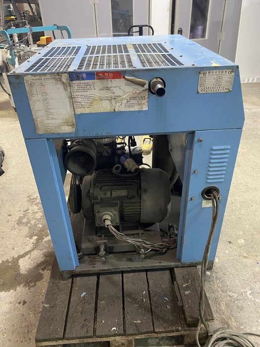 Продаю винтовой компрессор