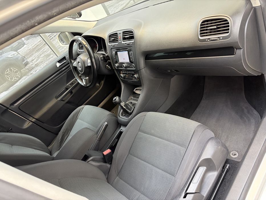 Volkswagen Golf 6 Break 2010/05 Comfortline | Finantare Rate Avans-0