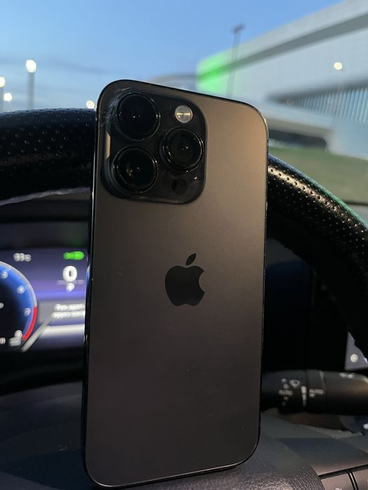 Продам Iphone 14 pro
