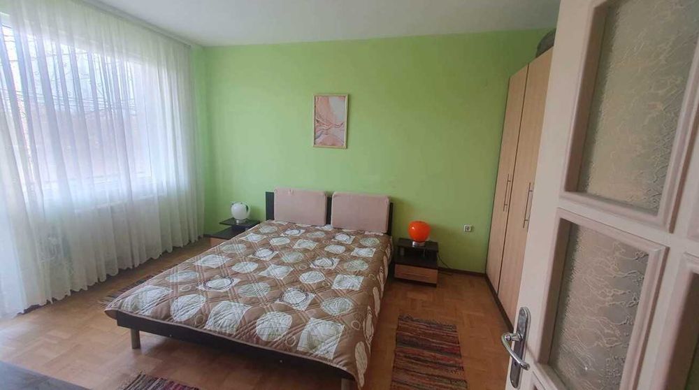 Дава се под наем Тристаен апартамент в София, Сердика - 85 кв.м за 612 € - Снимка #2