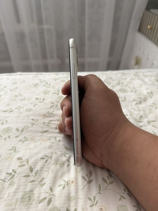 iphone 11  не работает экран