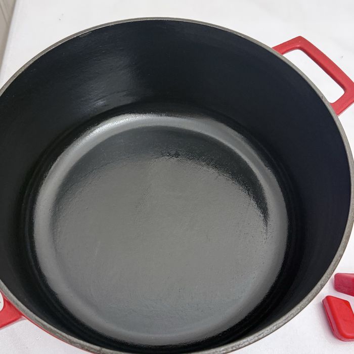 Продам чугунный казан оригинал