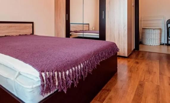 Дава се под наем Двустаен апартамент в Пловдив, Център - 60 кв.м за 375 € - Снимка #3