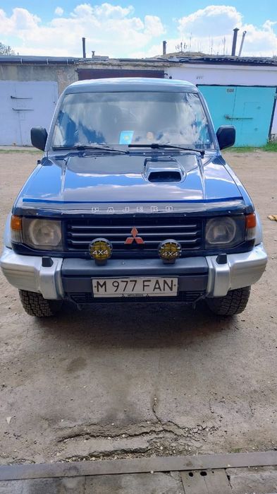 Продаётся Mitsubishi Pojero 2