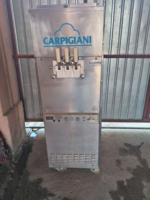 Aparat de înghețată
