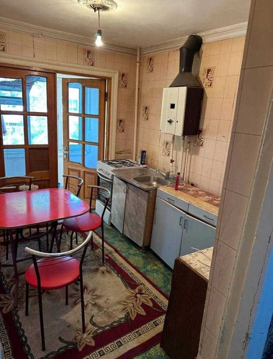 1 комнатная квартира в кирпичном доме на 2 этаже по ул.Гагарина