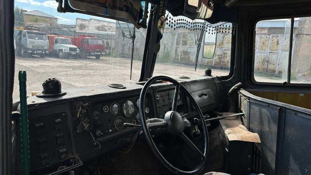 КАВЗ 3271, 1991 года выпуска