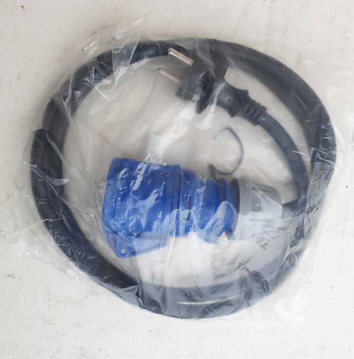 Cablu de alimentare 220 V pentru rulote, 3x2,5, 1,5 M