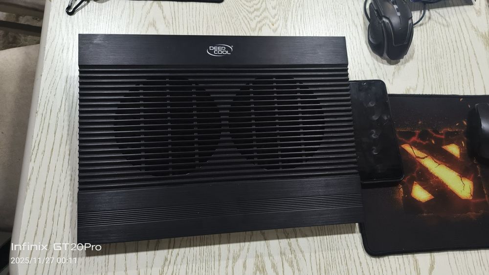 Noutbuk uchun kuler DeepCool pastafka