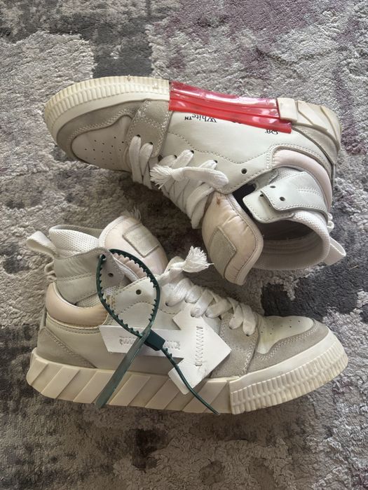 OffWhite Vulcanized