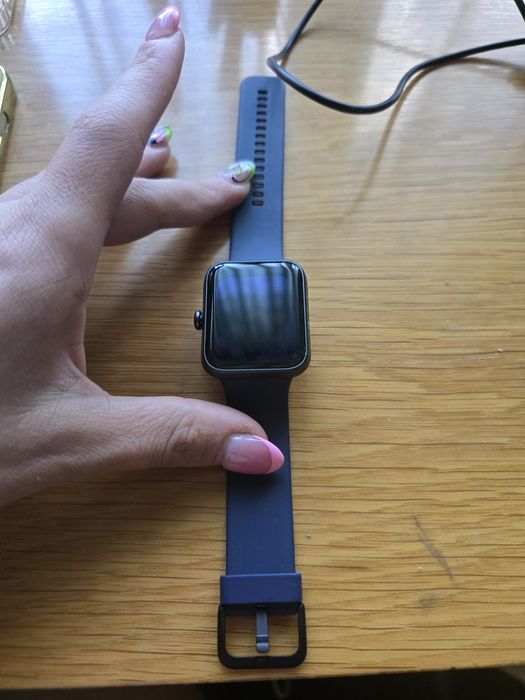 Продявам смарт часовник Citrea  със зорядно