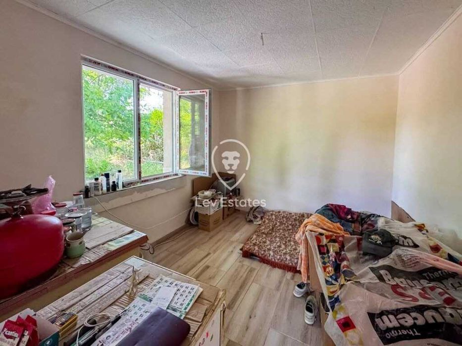 Едноетажна къща след основен ремонт в село Дюлево, област Бургас