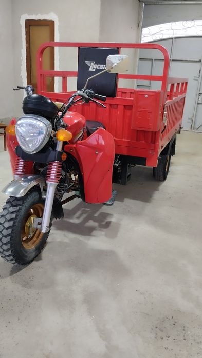 Moto lochin katta bortli