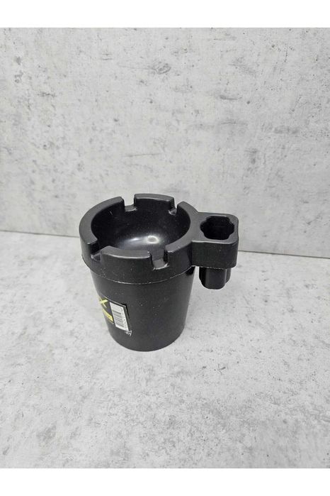 Scrumiera auto din plastic, pentru masina, cu suport pentru tigara