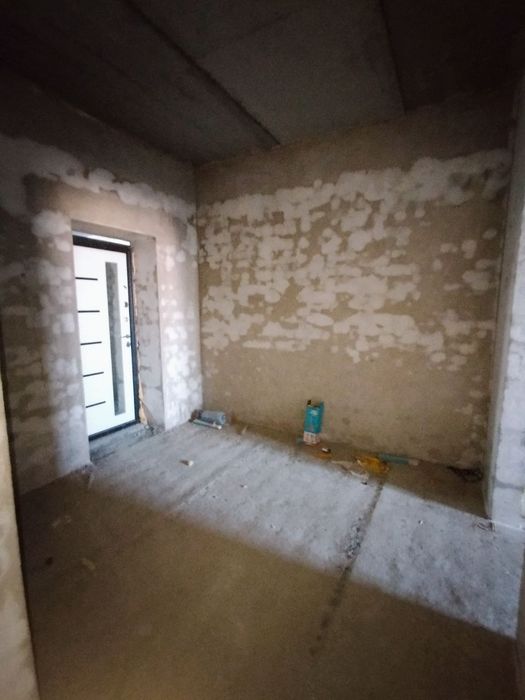 3хоналик 2каватда 7микрорайон, коробка