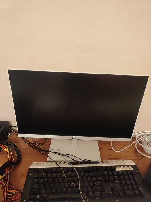 Монитор QmaxVision 24X500HD White