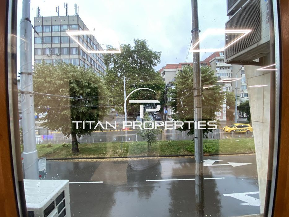 Дава се под наем Офис в Варна, Център - 100 кв.м за 1000 € - Снимка #11