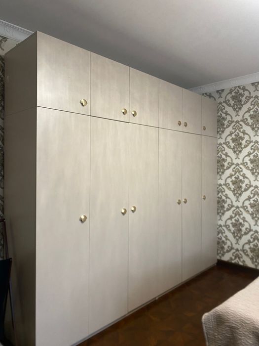 Продам шкаф срочно