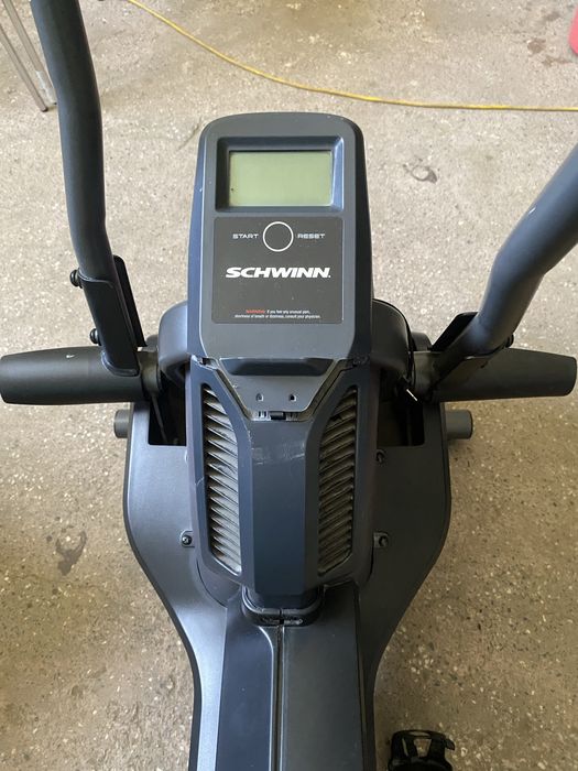 Велотренажер SCHWINN