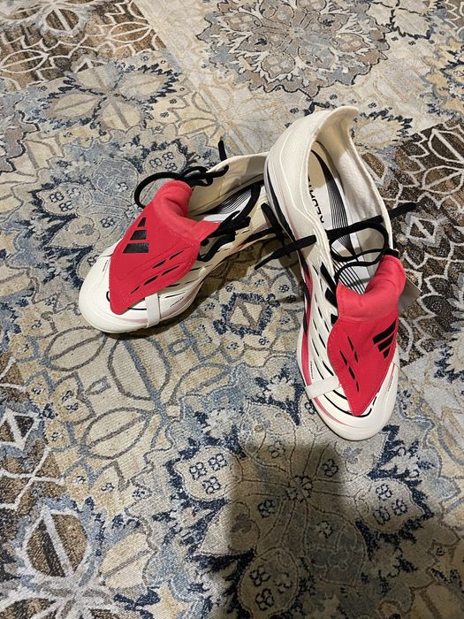 Бутсы adidas predator 40 размер