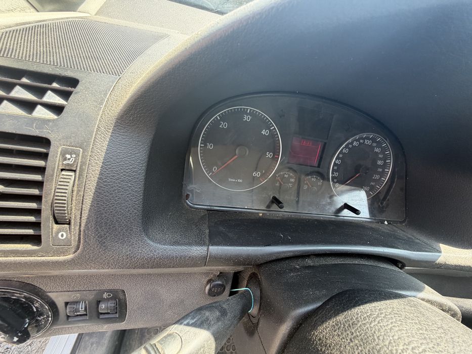 VW Touran 2.0 TDI 140кс DSG 2005 г. на части