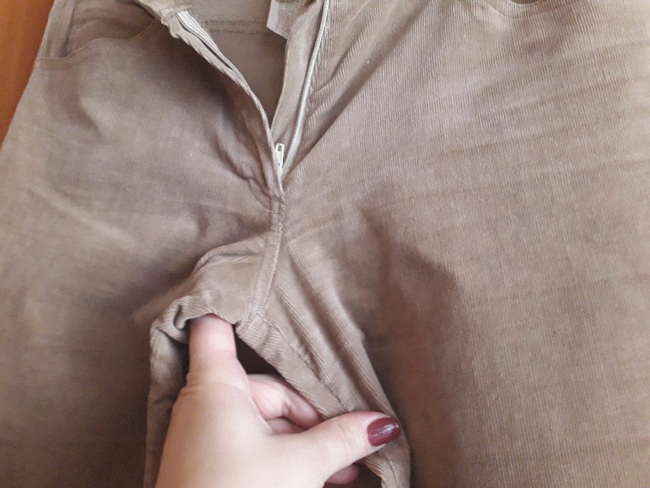 Pantalon din catifea reiata