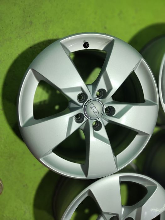 17 5x112 Audi A3 лети джанти 5х112 Ауди
