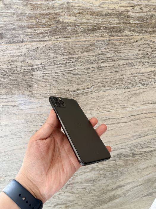 iPhone 11 Pro Max 64Gb - В отличном состоянии