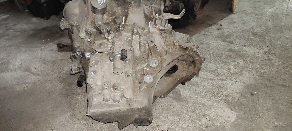 Скоростна кутия за Хонда Сивик/Honda Civic 2006г.2.2Дизел/Cdti