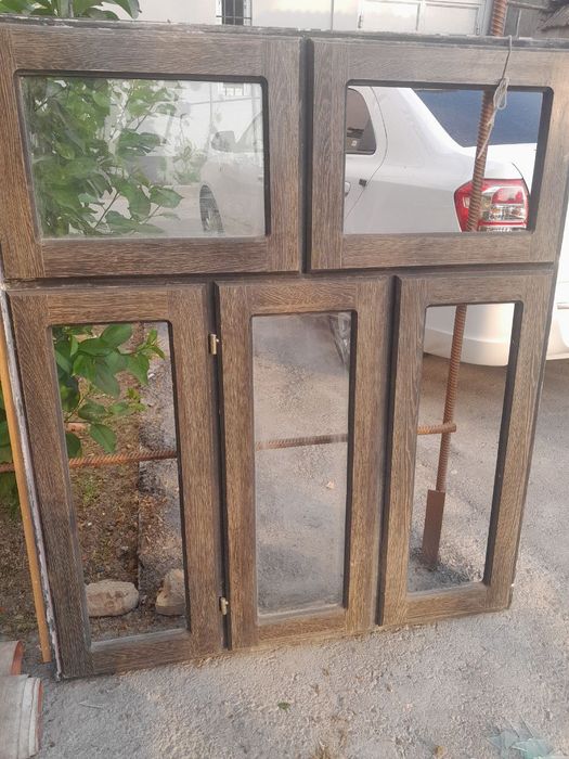 Deraza va rom sotiladi