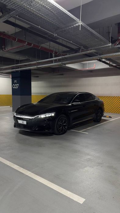 BYD Han EV Premium Flagship  Restayling  
 
Йили 2024