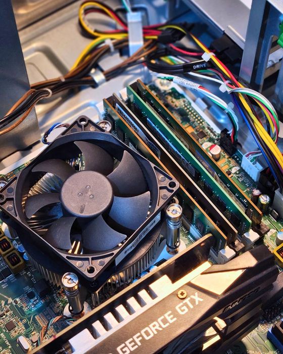 PC Gaming / Office HP i5-6600 | GTX 1650 4GB | 16GB RAM | SSD + HDD