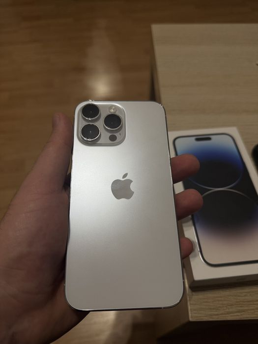 Iphone 14 Pro Max silver
