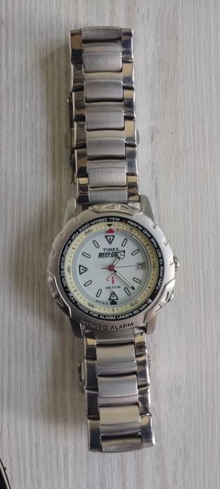 Продам часы TIMEX reef gear