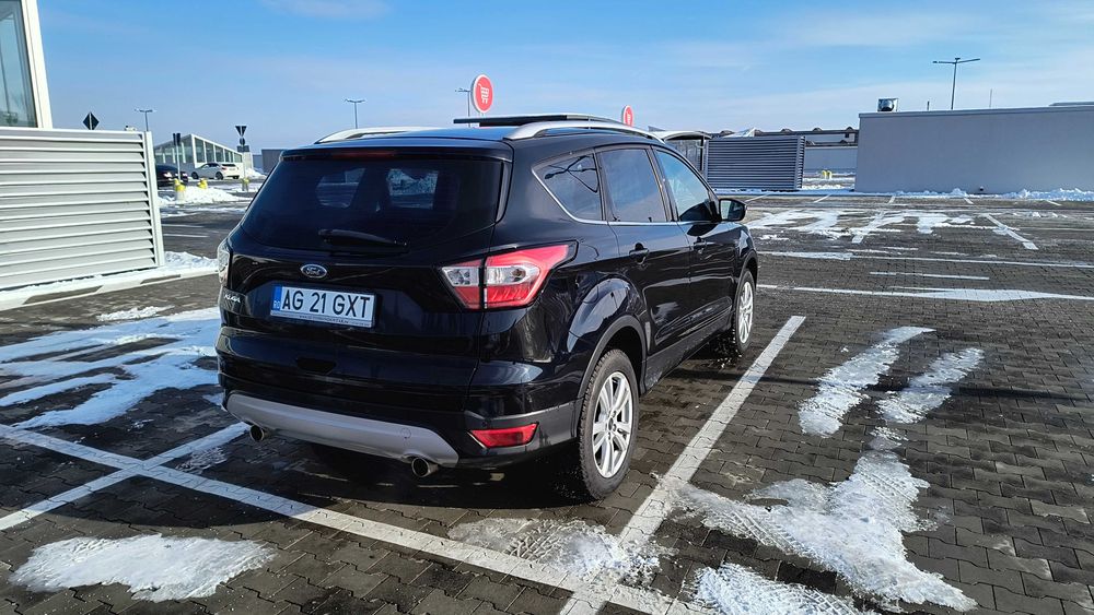 Ford Kuga 1.5 benzina si GPL