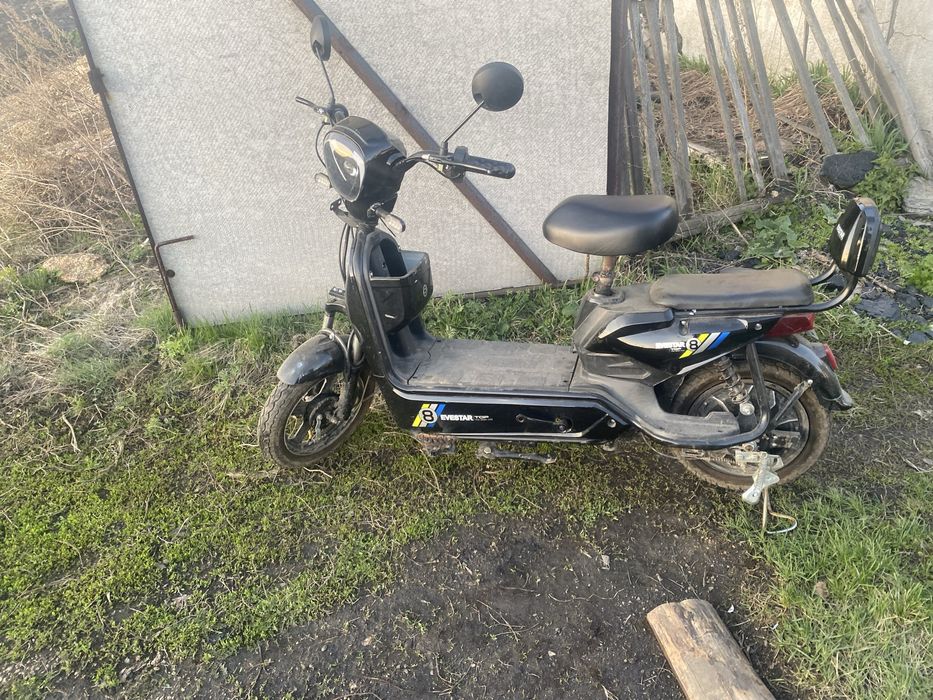 продам электроскутер срочно