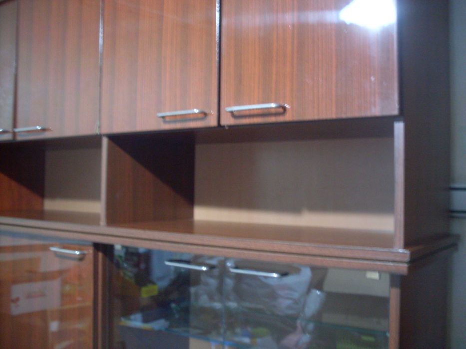 Холна секция- библиотека.