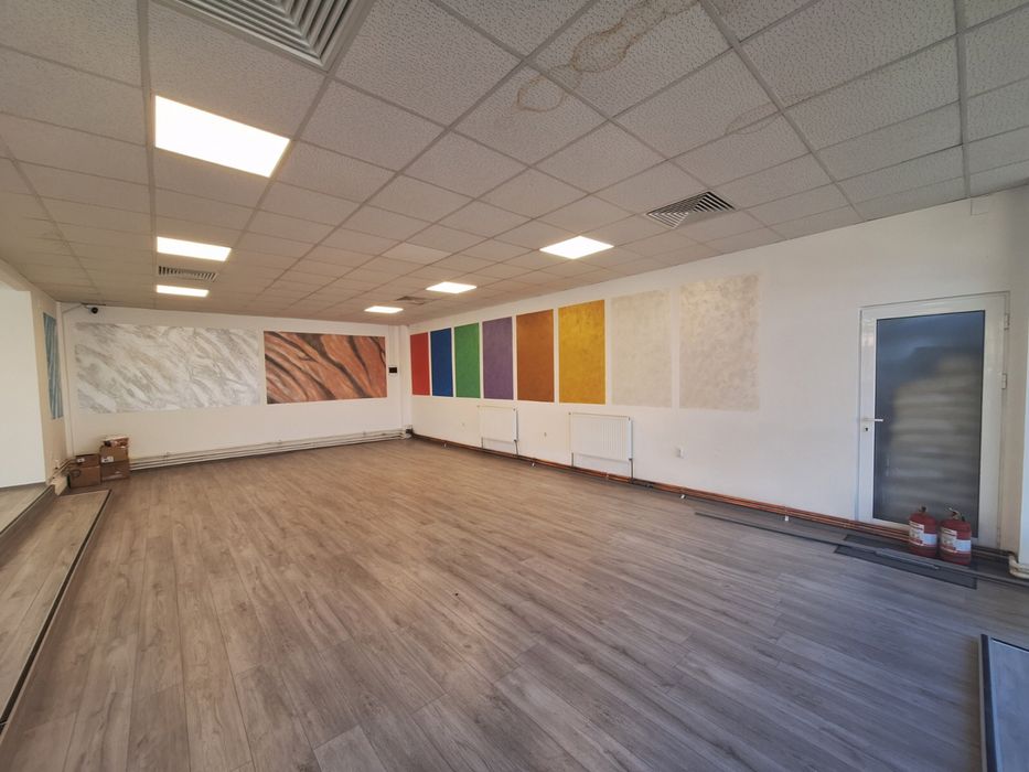 Showroom | Hala depozitare/distributie/productie