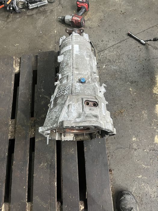 Скоростна кутя бмв ф30/31 335и 306  хибрид ( skorosti bmw f30 hybrid )