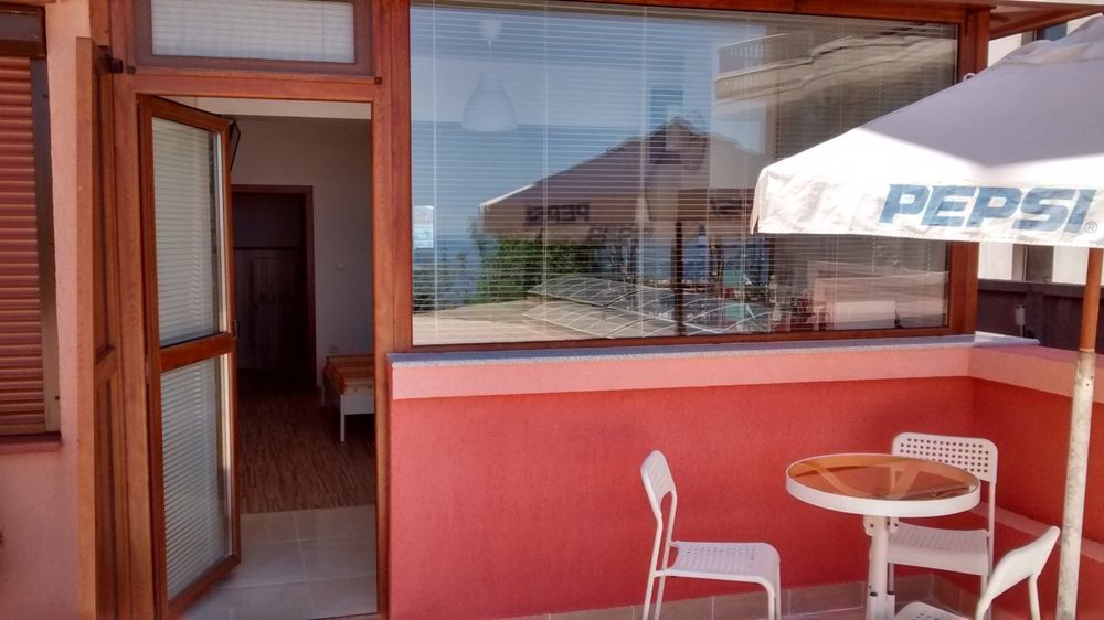 Дава се под наем Едностаен апартамент в Китен - 35 кв.м за 34.68 € - Снимка #3